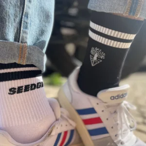SEEDGE Signature Socks – 1 Pair or 4 Pack (Black & White)